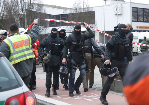 德國槍擊事件最新動態(tài)，變化中的力量與學(xué)習(xí)帶來的自信與成就感