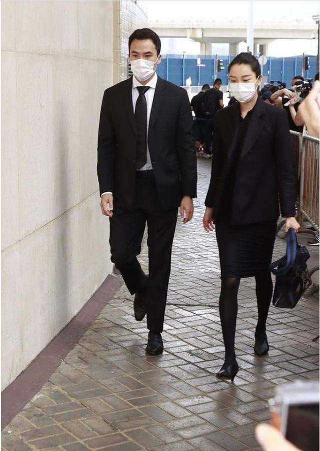 齊嬌最新時(shí)尚風(fēng)采，潮流魅力一覽無余