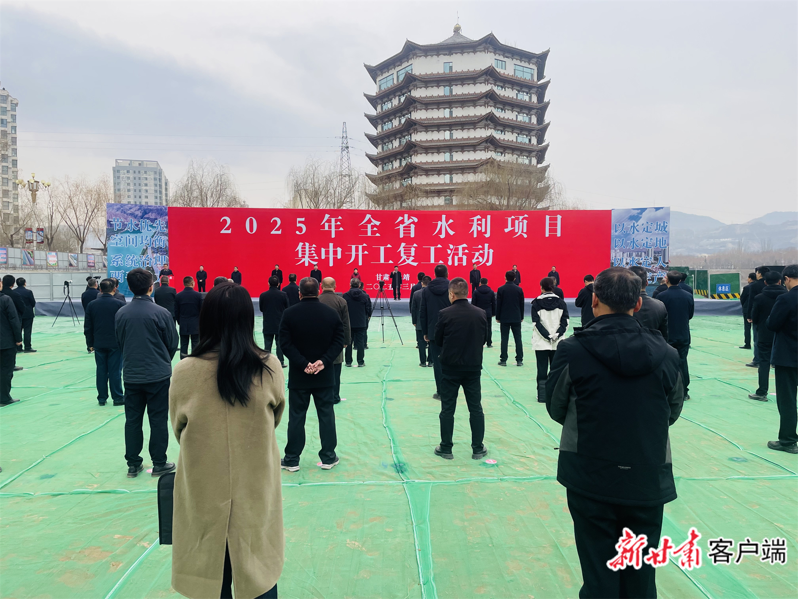 甘肅復(fù)工最新動態(tài)，自然美景探索之旅，重拾內(nèi)心平靜