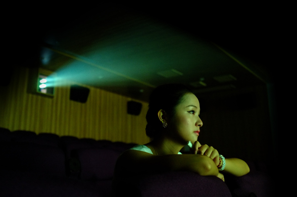 寂寞影院最新，電影中的溫暖奇緣之旅