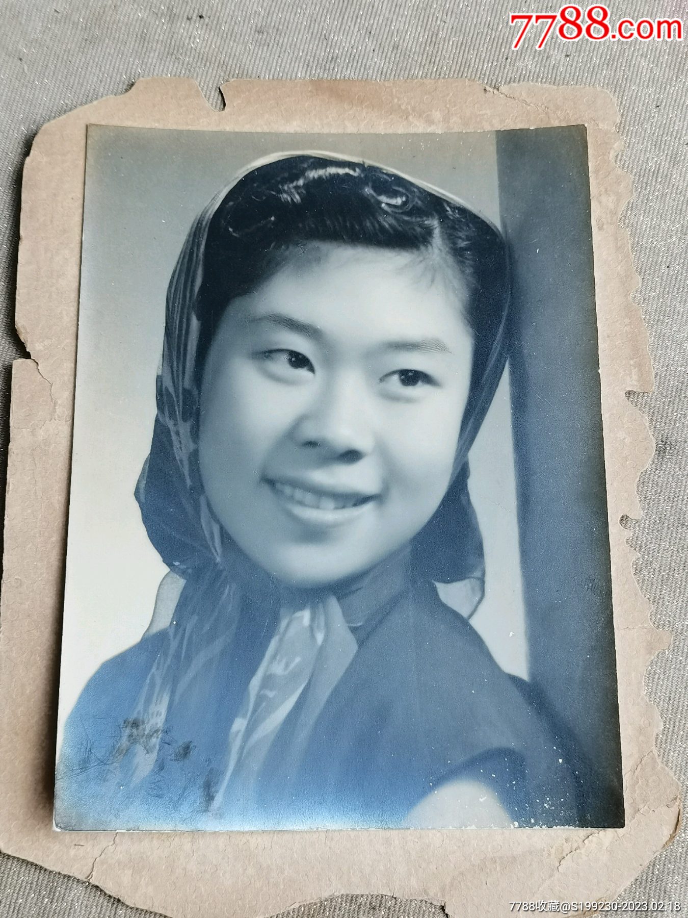 美女老照片的魅力，歷久彌新，時光見證美麗風采