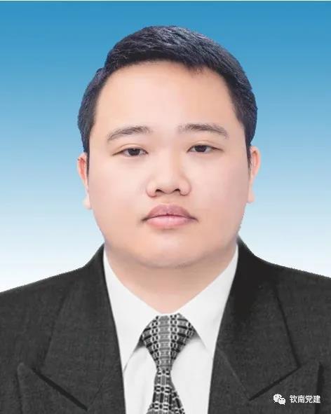 科技革新引領(lǐng)未來，最新區(qū)干部任職公示揭示智慧藍(lán)圖