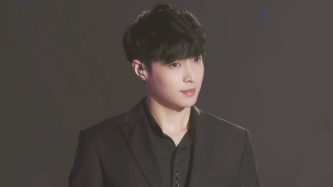 張藝興最新動(dòng)態(tài)更新，揭秘他的最新狀況